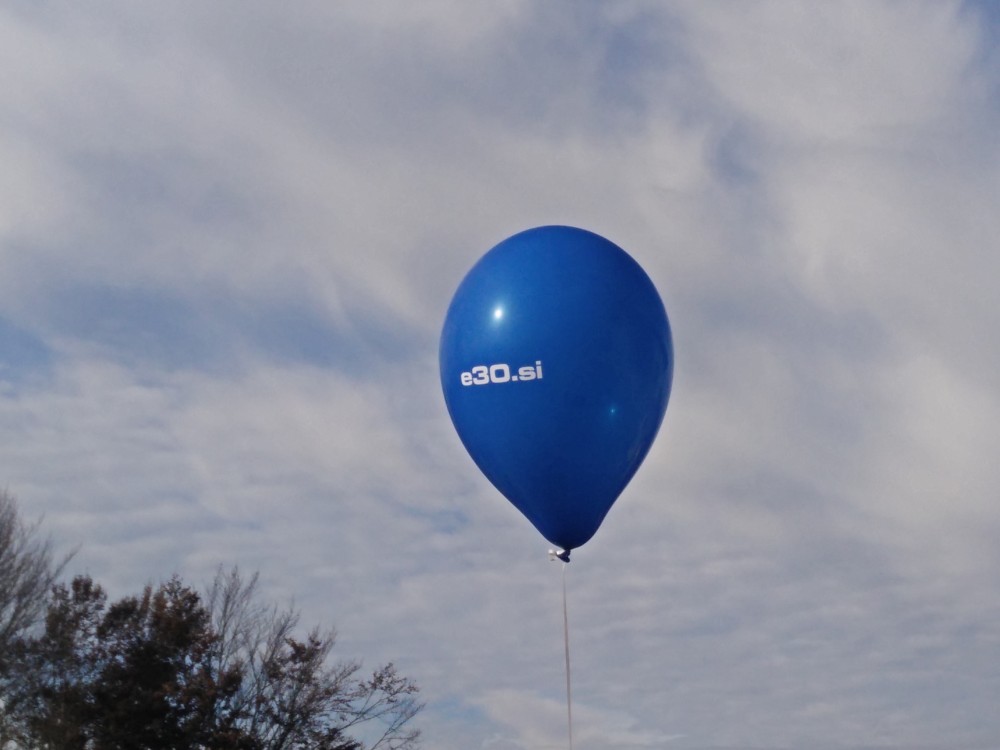 2015-11-07 13.42.25 HDR.jpg (2 MiB) Videno 9190 krat 2015-11-07 13.42.25 HDR.jpg
