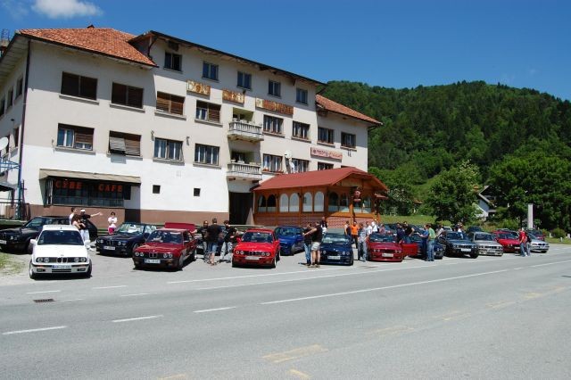 bmw-e30-meeting-in-panoramska-voznja-foto_586070_17393736_zoom_17906269.jpg